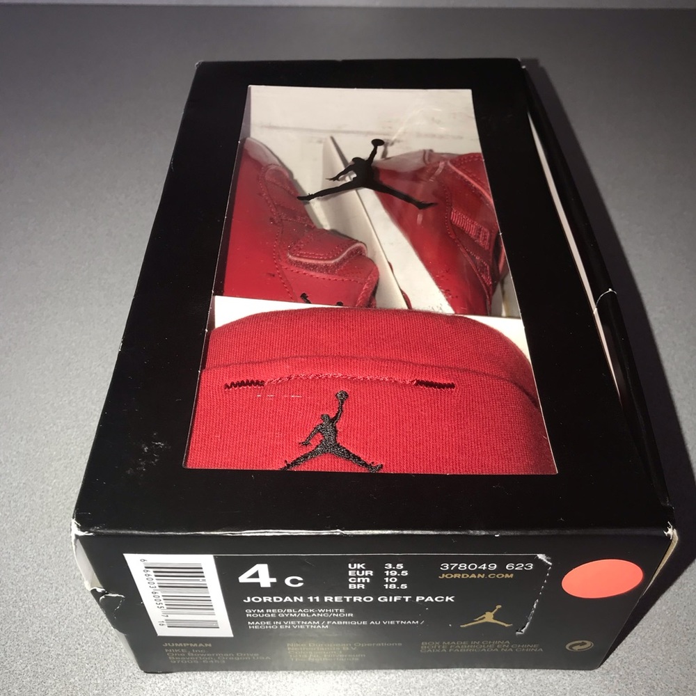 Air Jordan Retro 11 “Win Like 96” Infant Gift Set